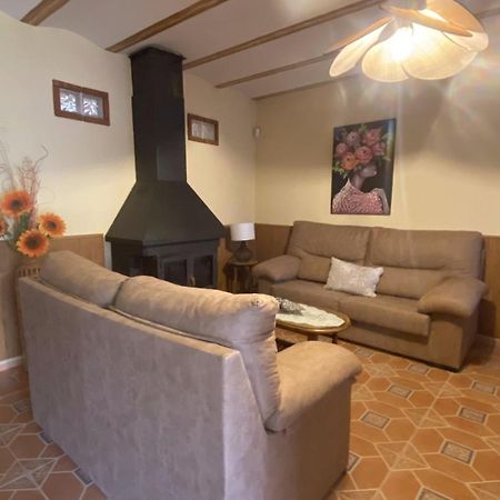 הוילה Pozo Alcón Rural Fabrica Del Azucar מראה חיצוני תמונה